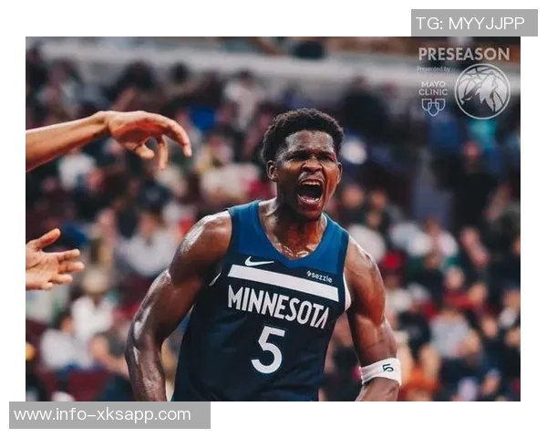 爱德华兹三分火力全开森林狼豪取19连胜再创佳绩