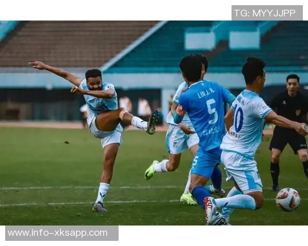 因伤退役后重塑人生前英博外援罗伯森成功转型体育经纪人 因伤退役后重塑人生前英博外援罗伯森成功转型体育经纪人